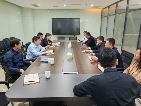 5月8日，我会领导刘永亭，副秘书长王莉静、穆东旭等一行到石家庄高新区科技创业园区调研，了解园区发展情况，探讨双方合作空间。
