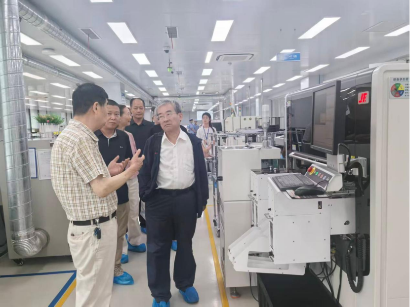 8月19日，我会工业诊所专家走进保定会员企业巡诊服务